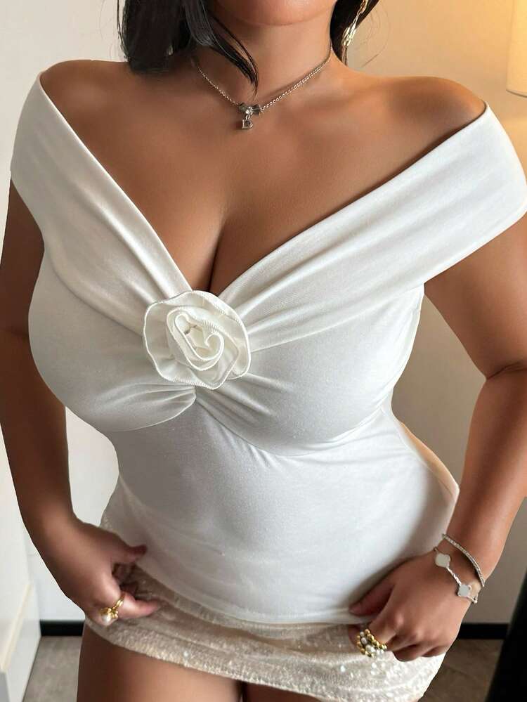 Dazy Plus Plus Size Women Solid Color Ruched Floral Off-Shoulder Cropped Casual Summer Tank Top, Pure White