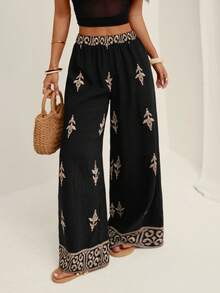 SHEIN Tall CURVE Calça Pantalona Estampada de Estilo Boêmio para Mulheres Plus Size, Essencial para o Verão - Preto - Visão 6