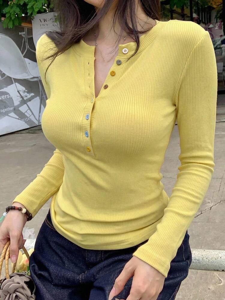 Cream Yellow Colorful Rainbow Button Decor Slim Fit Long Sleeve T-Shirt For Women, Suitable For Summer, Spring, Autumn