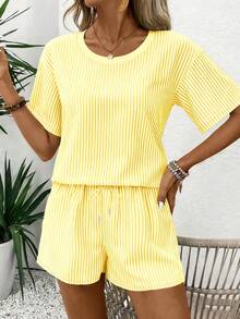 Nhiều màu