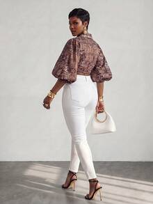 Áo kiểu nữ dáng rộng, thanh lịch, in họa tiết toàn thân, cài cúc phía trước. - Nhiều màu - Xem 2