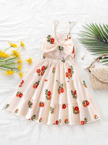 SHEIN Vintaside Kids 这款杏色热带花卉图案吊带连衣裙，后腰处饰有蝴蝶结，裙摆呈喇叭形，是夏季时尚休闲海滩度假的理想之选。 - 杏色 - 查看 8