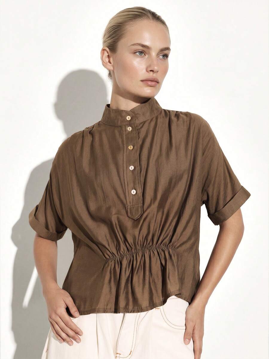 KSTM Blusa de manga corta con cintura recogida, botones delanteros y mangas enrolladas para uso casual en la oficina - Marrón - Ver 1