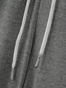 Manfinity Homme 男士夏季休闲撞色条纹字母印花T恤和短裤套装 - 彩色 - 查看 4