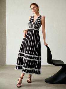 MOTF PREMIUM WOMEN'S ELEGANT V-NECK STRIPED PRINT DRESS - Black - View 7