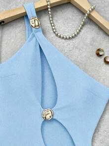 Bonvoyette Solid Color Hollow Out Asymmetric Metal Decor Swimsuit, One-Piece, Suitable For Beach Vacation - Baby Blue - View 3