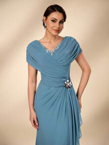 Serin Đầm chiffon xếp ly dáng đuôi cá sang trọng, đính ngọc trai, cổ chữ V, thích hợp cho đám cưới, tiệc tùng, kỳ nghỉ, dạ hội, cô dâu và mẹ cô dâu. - màu xanh lá - Xem 7