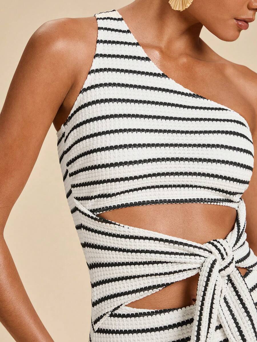 SHEIN TRVLCHIC Áo tắm liền thân nữ mùa hè đi biển, họa tiết sọc, khoét lỗ, xoắn phía trước. - Nhiều màu - Xem 1