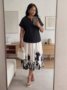 SHEIN Lady CURVE Bộ đồ 2 mảnh thanh lịch dành cho nữ cỡ lớn: Áo sơ mi ngắn tay cổ chữ V trơn và chân váy midi in hoa. - Nhiều màu - Xem 5