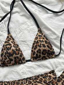 Swim Vcay Bộ 3 món gồm áo tắm hai dây gợi cảm kiểu yếm cổ yếm, quần bikini dây mảnh buộc bên hông và quần short ngắn. - Nhiều màu - Xem 3