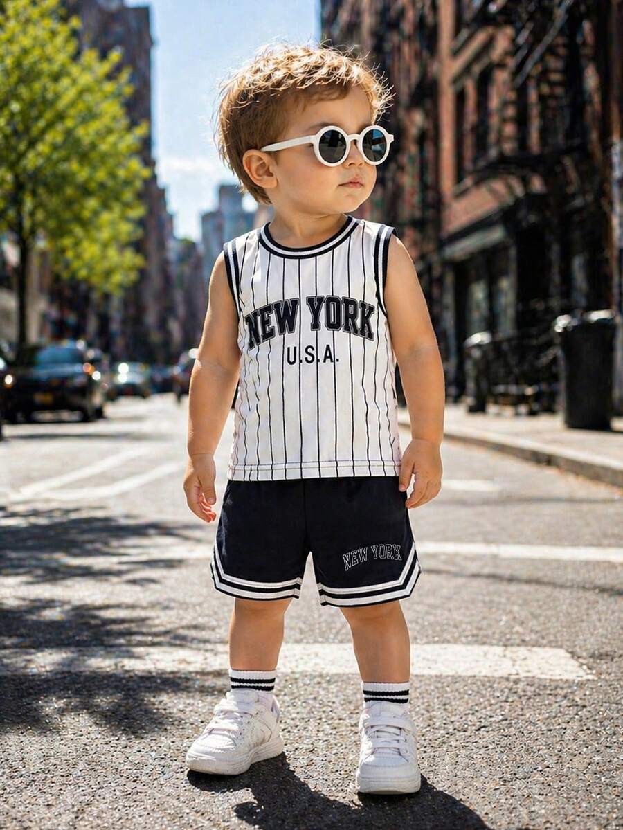 SHEIN Playful Pals 2件組男嬰夏季街頭休閒圖案街頭時尚城市度假日黑白格紋運動套裝 - 黑與白 - 查看 1