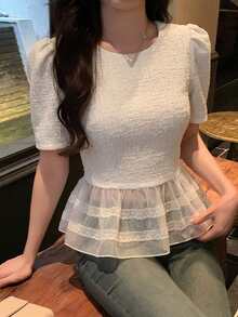 DAZY 女款圓領韓系荷葉邊蕾絲拼接下擺短袖T恤可愛上衣 - 杏色 - 查看 5