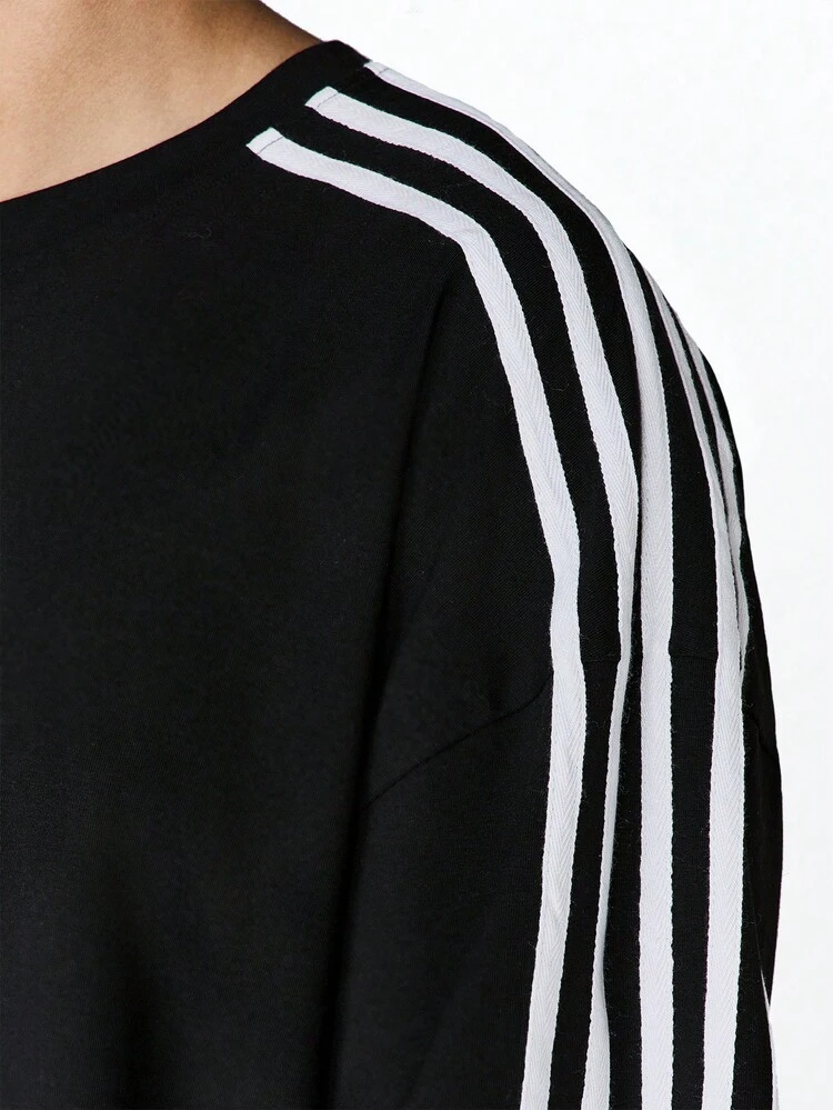 SUMWON Black Oversized Tee With White Stripes