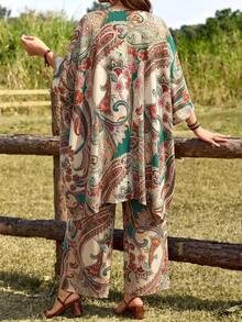 EMERY ROSE Completo casual da donna taglie forti, composto da top lungo con scollo a V e stampa all-over e pantaloni, 2 pezzi - Verde - Visualizzare 3