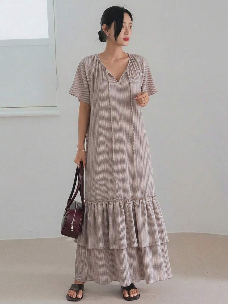 Women's V-Neck Loose Vacation Style Tie-Up Striped Flowy Dress Sun Dresses For Women