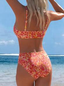 Swim Mod Set Bikini Segitiga Pinggang Tinggi dengan Tali Bahu Tipis yang Dapat Dilepas, Motif Bunga Acak Lucu untuk Liburan Musim Panas Wanita - MultiWarna - View 3