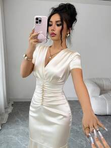 Elenzga Women's Spring/Summer New Elegant Romantic Light French Style Daily/Party/Date Outfit, Pearl Decor, Ruffle Hem, Bodycon Mid-Length V-Neck Solid Color Short Sleeve Pleated Design Dress - Apricot - View 7