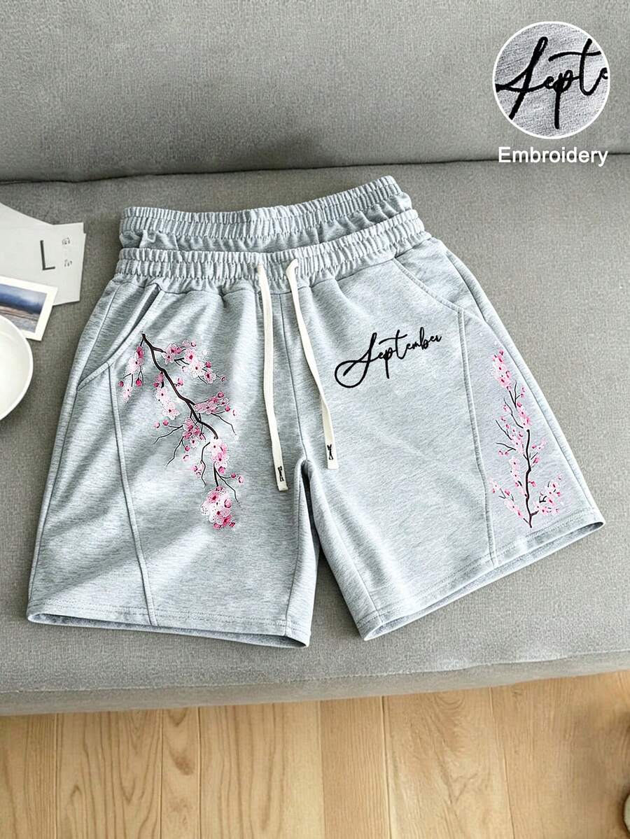 TOKVUE Vårens lösa herrshorts med sakurablommönster - Ljusgrå - Visa 1