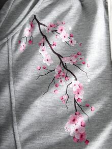 TOKVUE Spring Casual Men's Loose Shorts With Sakura Flower Print - Light Grey - View 5