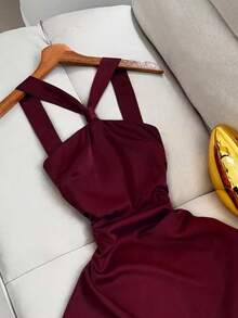 Franclia Elegant Design Solid Color Backless Halter Neck Dress - Burgundy - View 3