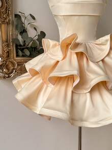 Lovelzi Champagne Summer Elegant Formal Party Satin Off Shoulder Ruffle Hem Dress, Fashionable Wedding Graduation Vacation Bridal Shower Party Dress - Champagne - View 4