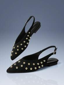 CUCCOO GRLICON Giày sandal đế thấp gót nhọn bằng da lộn kiểu retro, đính đinh tán vàng, khóa cài một chữ, có thể cá nhân hóa, phù hợp cho việc đi làm, đi nghỉ mát, mùa hè, du lịch, phong cách Y2K, và những buổi tối đi chơi sành điệu. - màu đen - Xem 3
