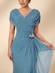 Serin Đầm chiffon xếp ly dáng đuôi cá sang trọng, đính ngọc trai, cổ chữ V, thích hợp cho đám cưới, tiệc tùng, kỳ nghỉ, dạ hội, cô dâu và mẹ cô dâu. - màu xanh lá - Xem 2