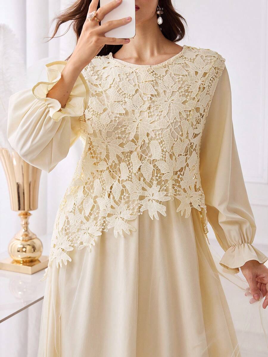 SHEIN Lacomfia Bộ đồ nữ kiểu Pháp màu mơ, kiểu dáng thường ngày, thêu tinh xảo và khoét rỗng, gồm áo khoác ngoài và chân váy lưới, set 2 món. - Màu be - Xem 1