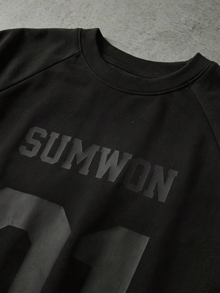 Crew Neck Tee With Text Print