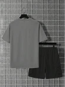 Manfinity Homme 男士纯色圆领短袖T恤和休闲工装短裤两件套 - 彩色 - 查看 2