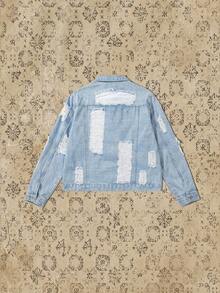 Manfinity Homme Áo khoác denim dài tay nam màu xanh nhạt trơn, chất liệu cotton, có túi nắp, rách nhẹ, không kèm áo lót bên trong, phong cách punk rock, quà tặng cho bạn trai, phong cách đường phố đô thị, mùa thu. - Rửa nhẹ - Xem 2