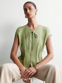 Aalyst Women's Solid Color Front Tie Single-Breasted Cuffed Shirt - Green - View 7