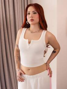 FER DURAN FER DURAN 女士夏季音乐会狂欢节外出文艺复兴博览会俱乐部性感 Y2K 罗纹针织白色缺口领短款背心 - 白色 - 查看 1