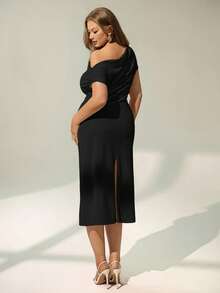 Auralis Plus Size Asymmetric Neckline Fitted Elegant Dress - Black - View 5