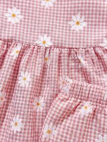 SHEIN 2件套女婴幼儿/新生儿0-3岁休闲日常可爱度假条纹蝴蝶结装饰吊带背心+短裤套装，春夏款 - 粉色 - 查看 6