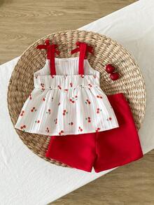 SHEIN Playful Pals 2件套女婴幼儿/新生儿0-3岁休闲日常可爱度假条纹蝴蝶结装饰吊带背心+短裤套装，春夏款 - 紅色 - 查看 2