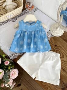 SHEIN 女婴0-3岁两件套休闲可爱简约风外出服，碎花印花无袖圆领宽松纽扣上衣搭配纯色短裤 - 藍色 - 查看 6