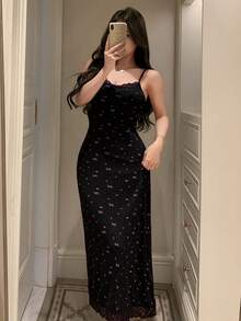 DAZY Vestido de ajuste ceñido con tirantes finos, estampado de lazo y parches de encaje, ropa de dormir de verano para mujeres - Negro - Ver 3