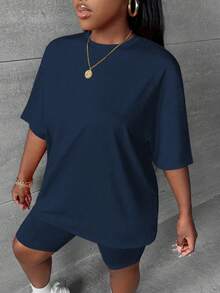 SHEIN Slayr Plus Size Summer Casual Solid Color T-Shirt And Shorts 2 Pieces Set - Navy Blue - View 5