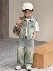 Bộ 2 món áo ba lỗ và quần ống rộng bằng vải denim xanh kiểu retro cho bé trai. - Rửa nhẹ - Xem 7