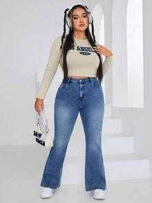 SHEIN ICON Jeans acampanados de tela vaquera lavada para mujer de talla grande, para primavera/verano - Lavado ligero - Ver 6