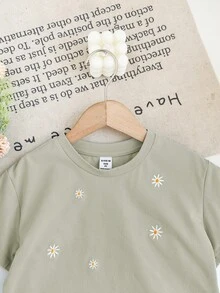 SHEIN LMoss Kids Young Girl Embroidered Loose Fit Crew Neck Casual T-Shirt - Olive Green - View 6