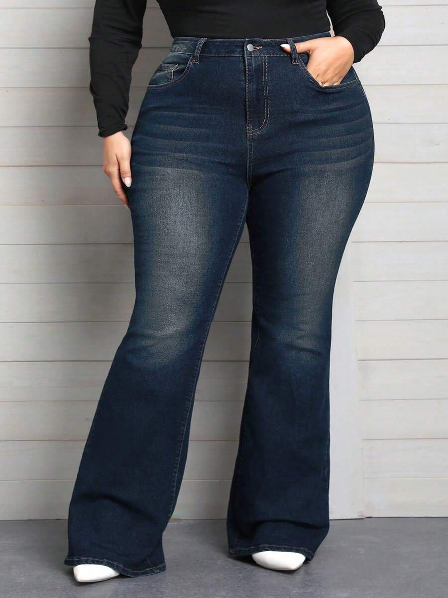 SHEIN CURVE+ Plus Size Women Pockets Casual Stretch Sexy Flare Jeans - Dark Wash - View 1