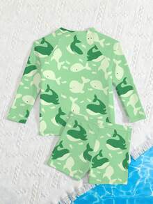SHEIN GraphicGems Bộ đồ bơi thời trang mới cho bé trai, bộ hai mảnh tay dài và quần đùi. - xanh quân đội - Xem 2