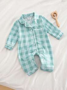 SHEIN Pijama con pies para recién nacidos, con estampado de dinosaurios de dibujos animados y ribete con cordón, de tela suave y cómoda - Verde - Ver 3