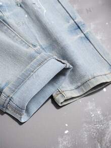 Manfinity LEGND Plus Size Men's Distressed Color Block Slant Pocket Casual Everyday Jeans - Light Wash - View 6