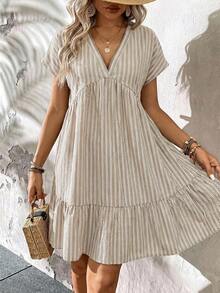 SHEIN LUNE Plus Size Women Beige V-Neck Ruched Casual Boho Party Vacation Beach Dress Summer Zig Zag Elegant - Multicolor - View 1