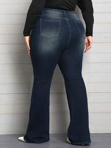 SHEIN CURVE+ Plus Size Women Pockets Casual Stretch Sexy Flare Jeans - Dark Wash - View 2