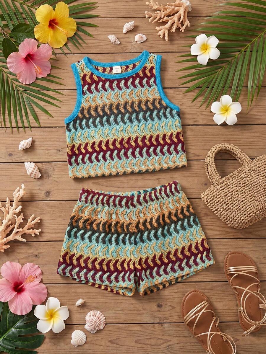 SHEIN Conjunto de duas peças para menina, composto por blusa regata sem mangas com gola redonda e estampa floral delicada, e shorts folgados também em tecido liso. - Multicolorido - Ver 1