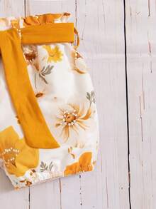 Baby Girl Slogan Graphic Ruffle Trim Bodysuit & Floral Print Belted Shorts - Multicolor - View 8